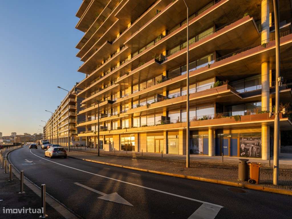 Sumptuoso T3 novo em frente ao Rio Douro-53