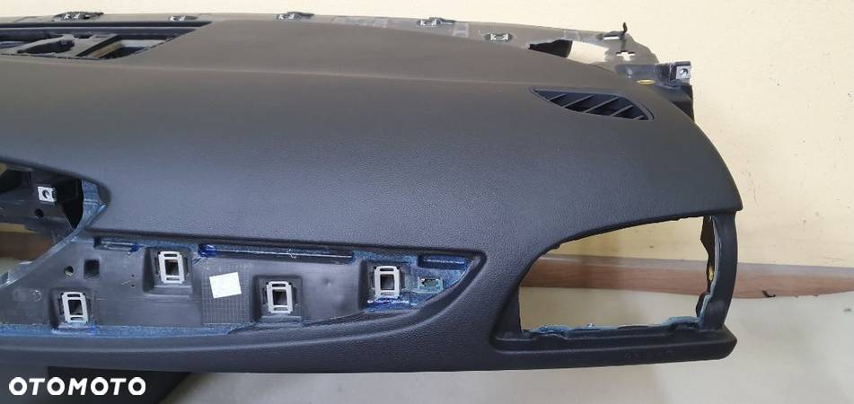 Deska rozdzielcza konsola kokpit Audi A6 C7 - 2