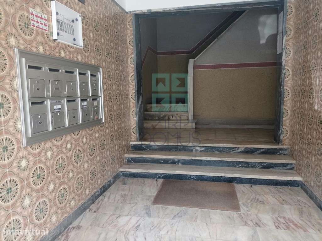 Apartamento T2, totalmente remodelado, Casal de São Brás - Amadora-21