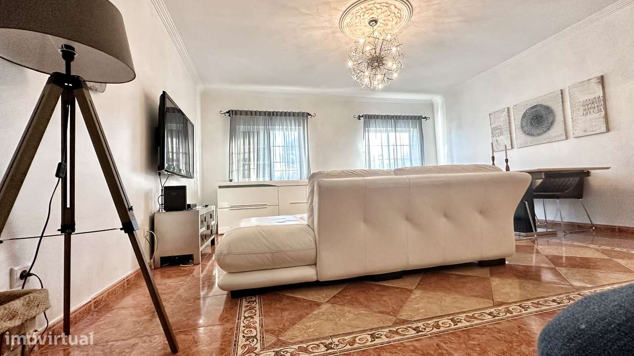 Moradia Geminada T4 – Quinta do Conde (Boa Água)-2