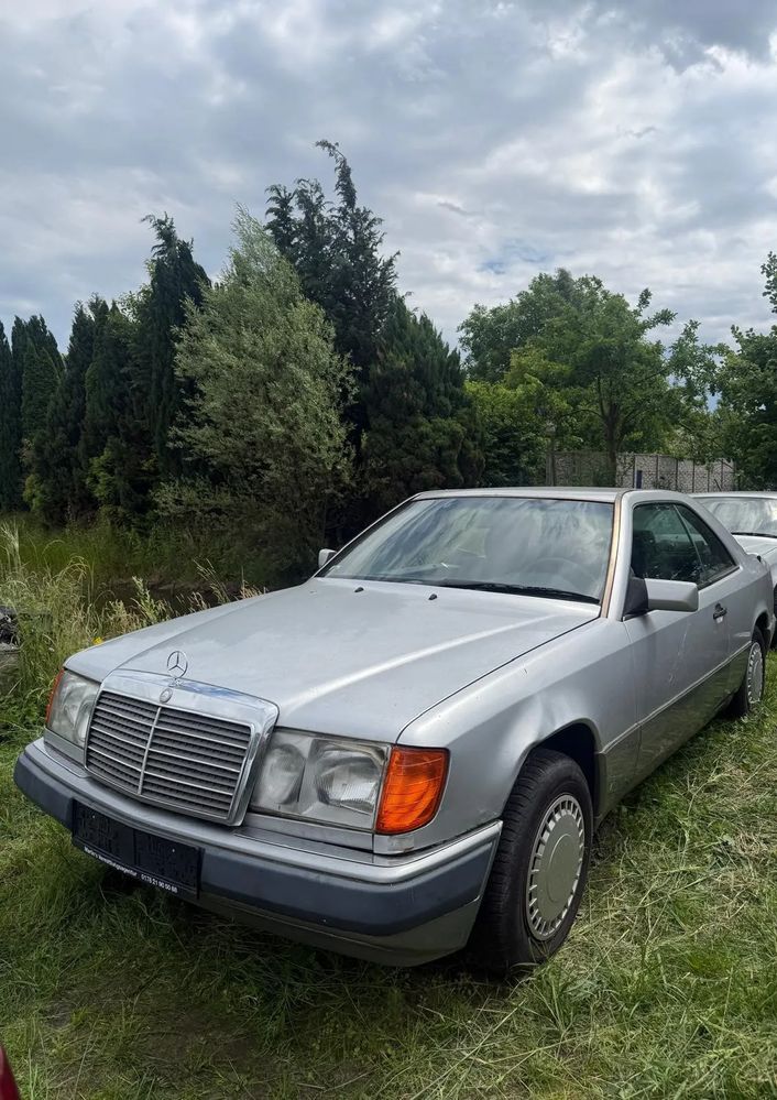 Mercedes-Benz E 1992
