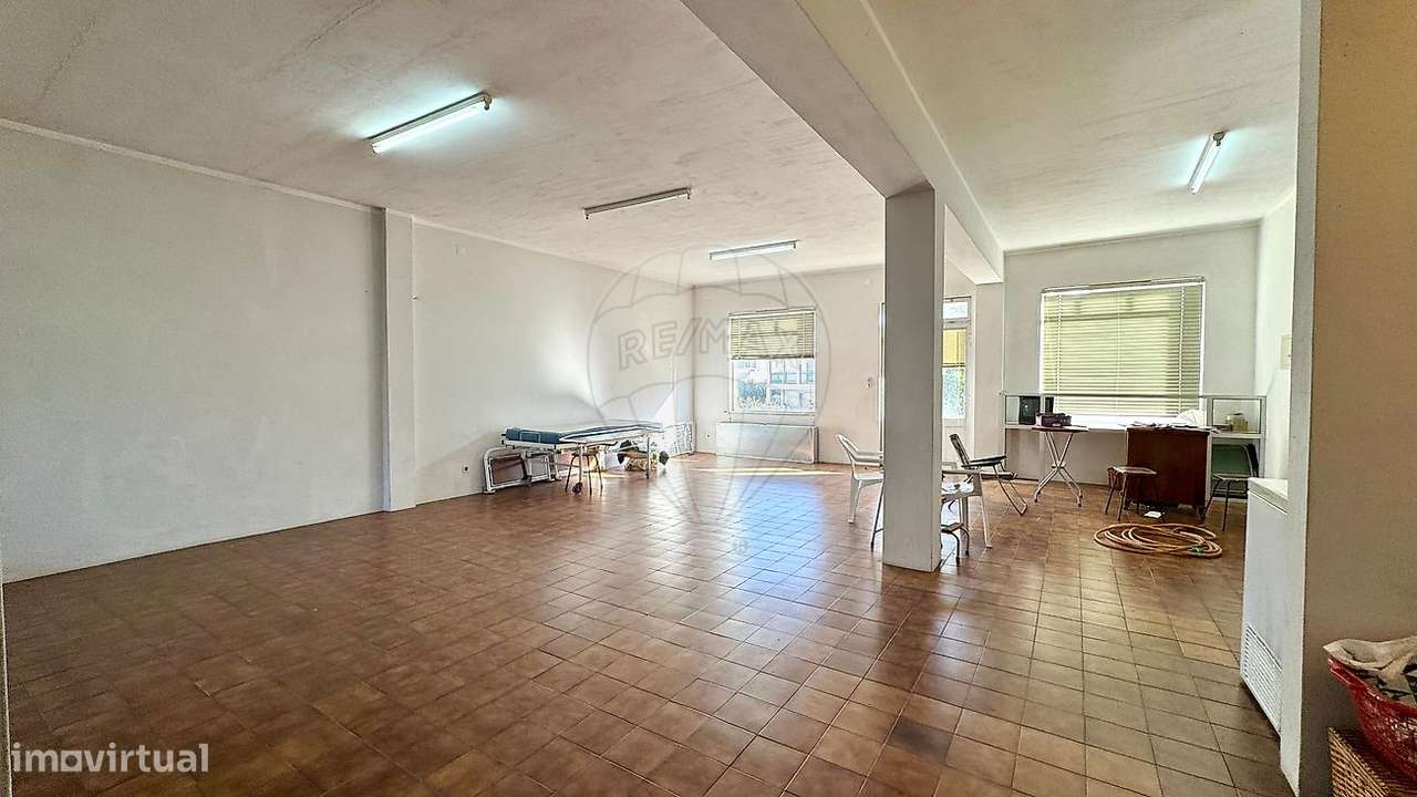 Moradia T4 para venda-27