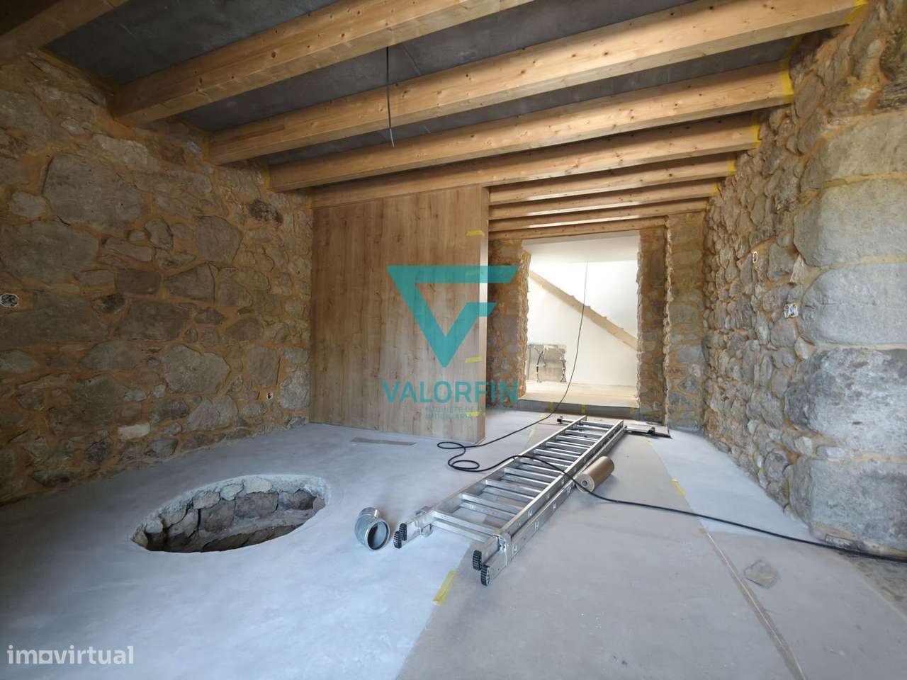 Moradia de Charme T3 c/ Piscina e Jardim / Abiul - Pombal-9