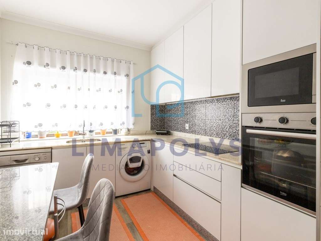 Apartamento T2 na praia da Amorosa com garagem fechada - Grande imagem: 5/16