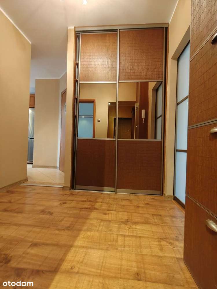 3 pokojowe mieszkanie w stylu klasycznym osiedle S-12