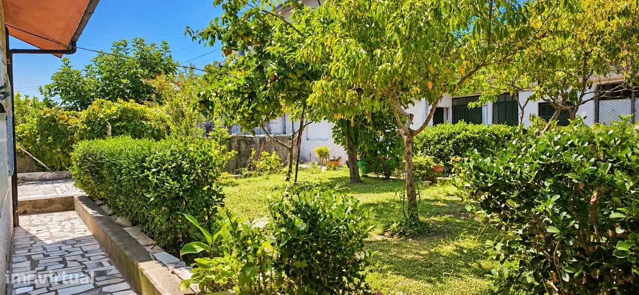 Moradia T3 em Figueiró, Amarante-19