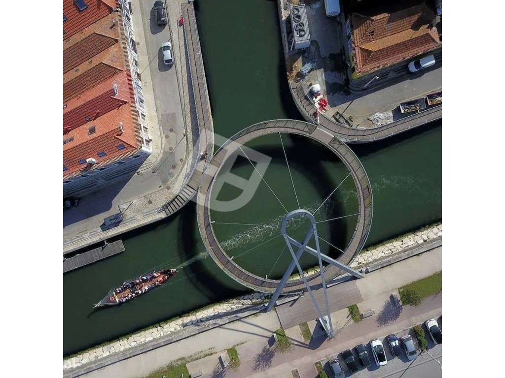 Apartamento T3 Implex c/ Terraços - Centro de S. Bernardo-15