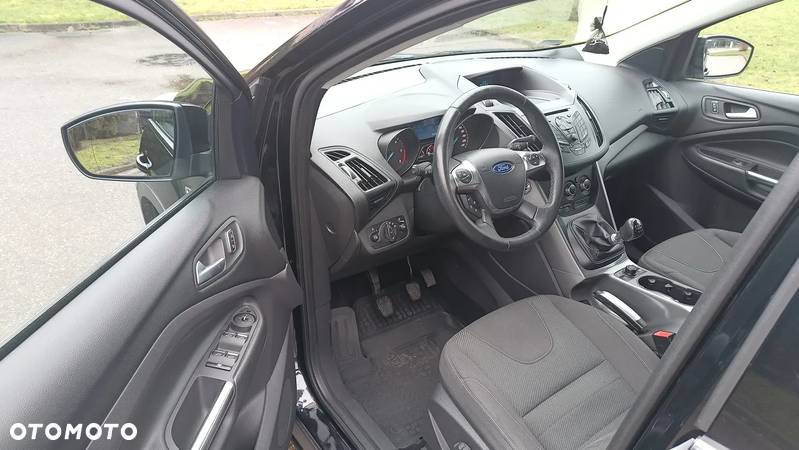 Ford Kuga 2.0 TDCi FWD Titanium - 8