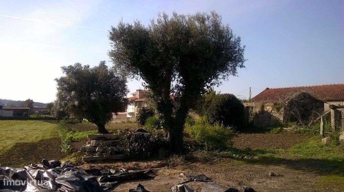 Terreno em Vila Cova - Grande imagem: 2/5