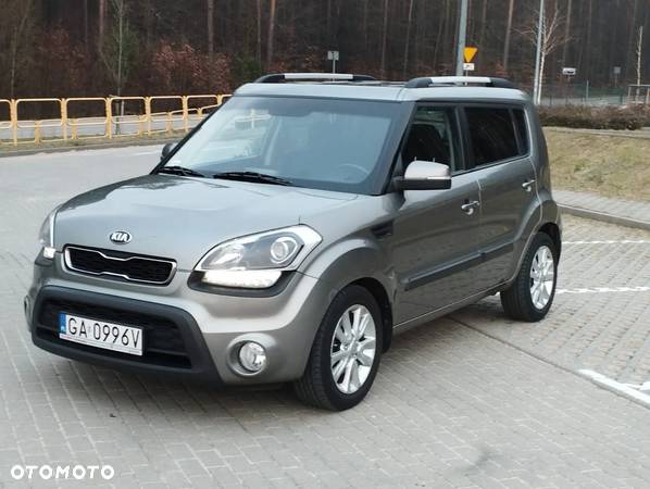 Kia Soul 1.6 CRDi L - 12