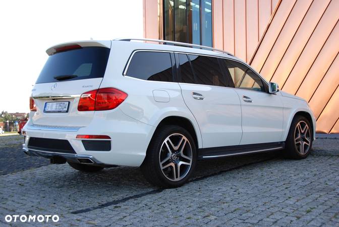 Mercedes-Benz GL 500 4-Matic - 14