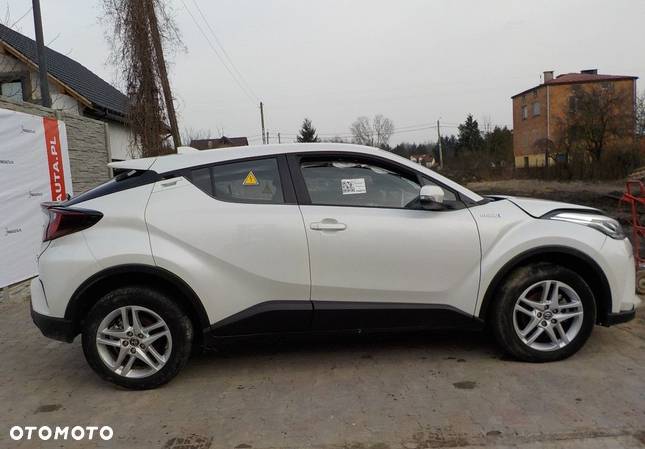 Toyota C-HR - 21