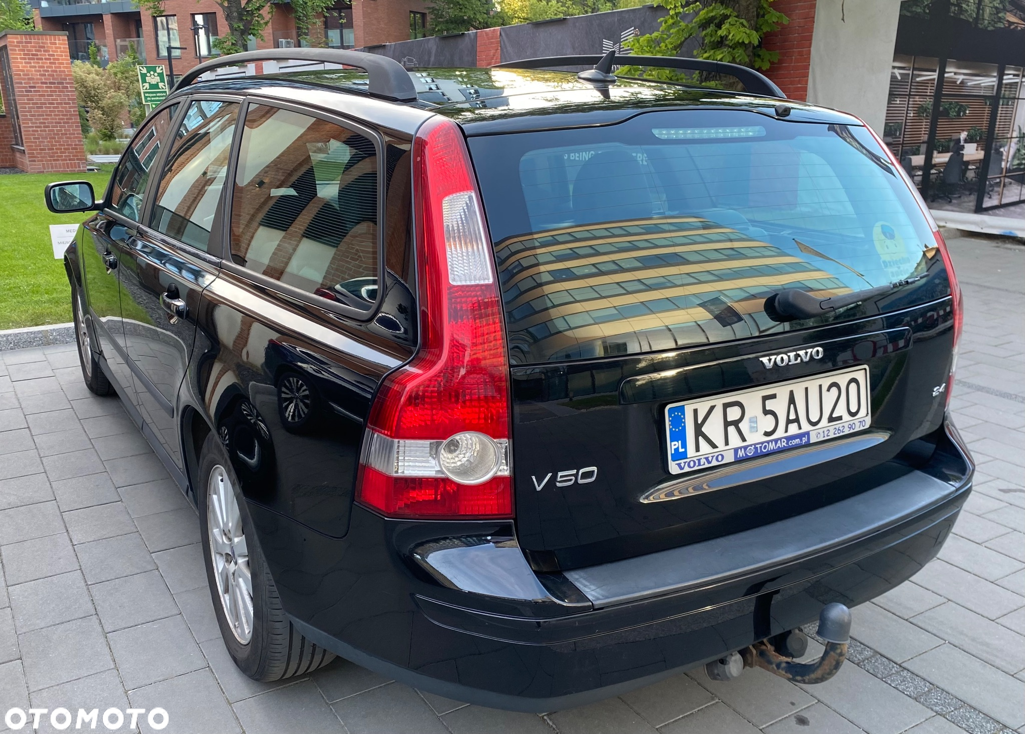 Volvo V50 2.4 - 16