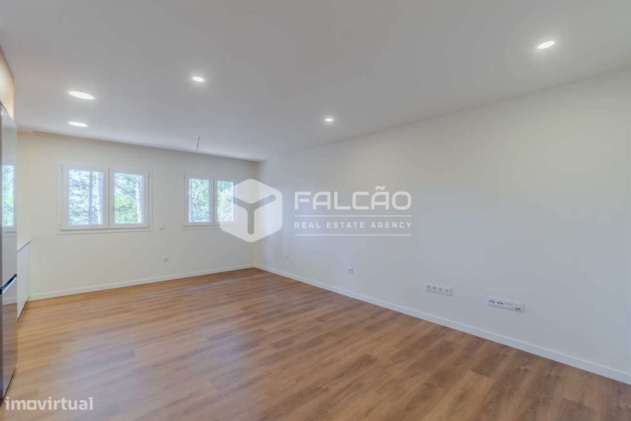 Apartamento T2 Venda em Santarém (Marvila), Santa Iria da Ribeira de S - Grande imagem: 4/33