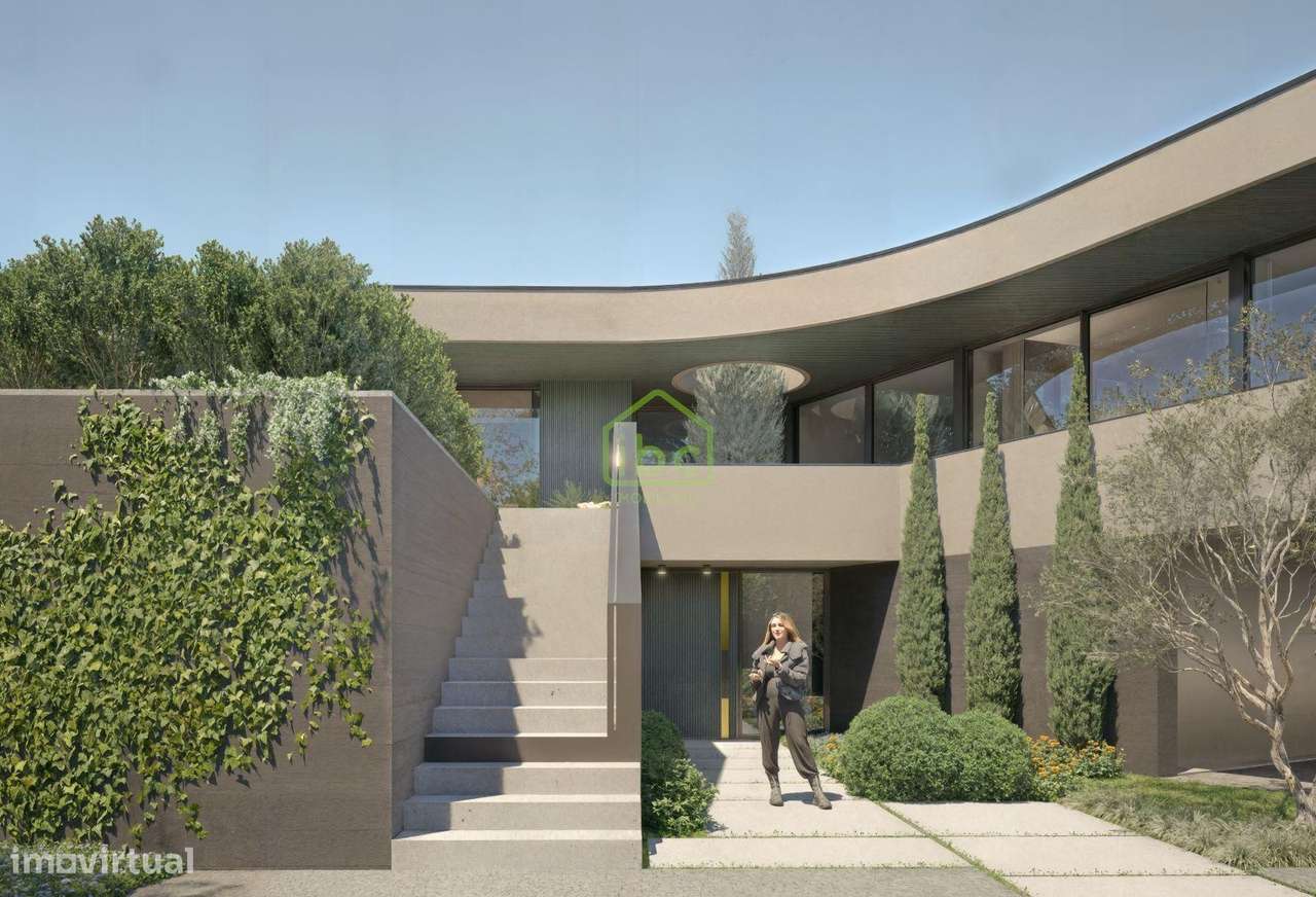 MORADIA DE LUXO T3 COM PISCINA + MORADIA T1 INDEPENDENTE-6