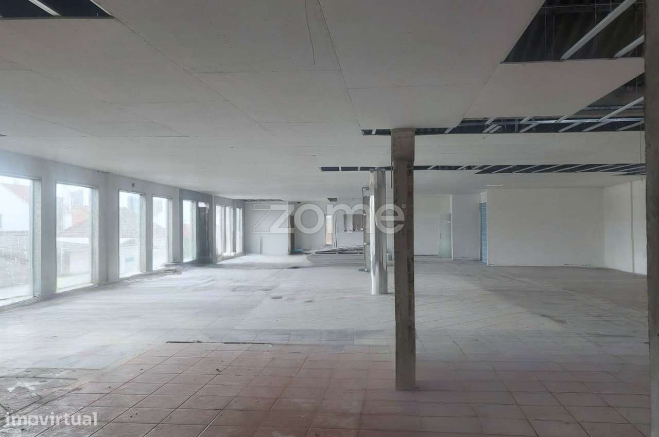 Armazém para Venda em Aradas – Aveiro - Grande imagem: 5/26