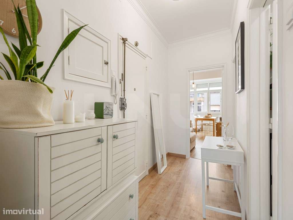 Apartamento T1 remodelado para venda na Graça, Lisboa. - Grande imagem: 3/24