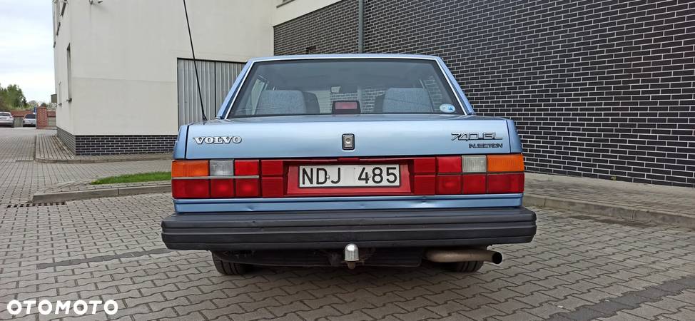 Volvo 744 - 15