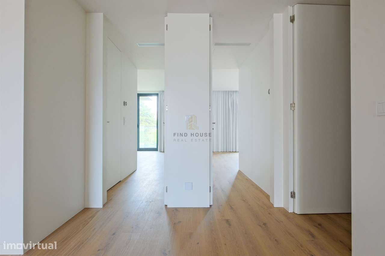 Apartamento T3 com garagem Box e vista para a Ria, em Aveiro - Grande imagem: 3/25