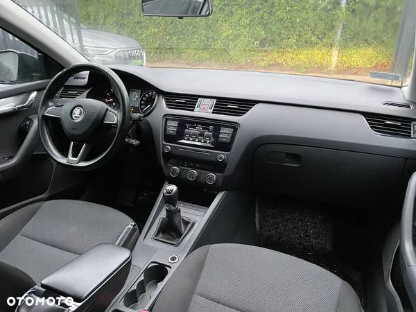 Skoda Octavia 1.2 TSI Ambition - 6