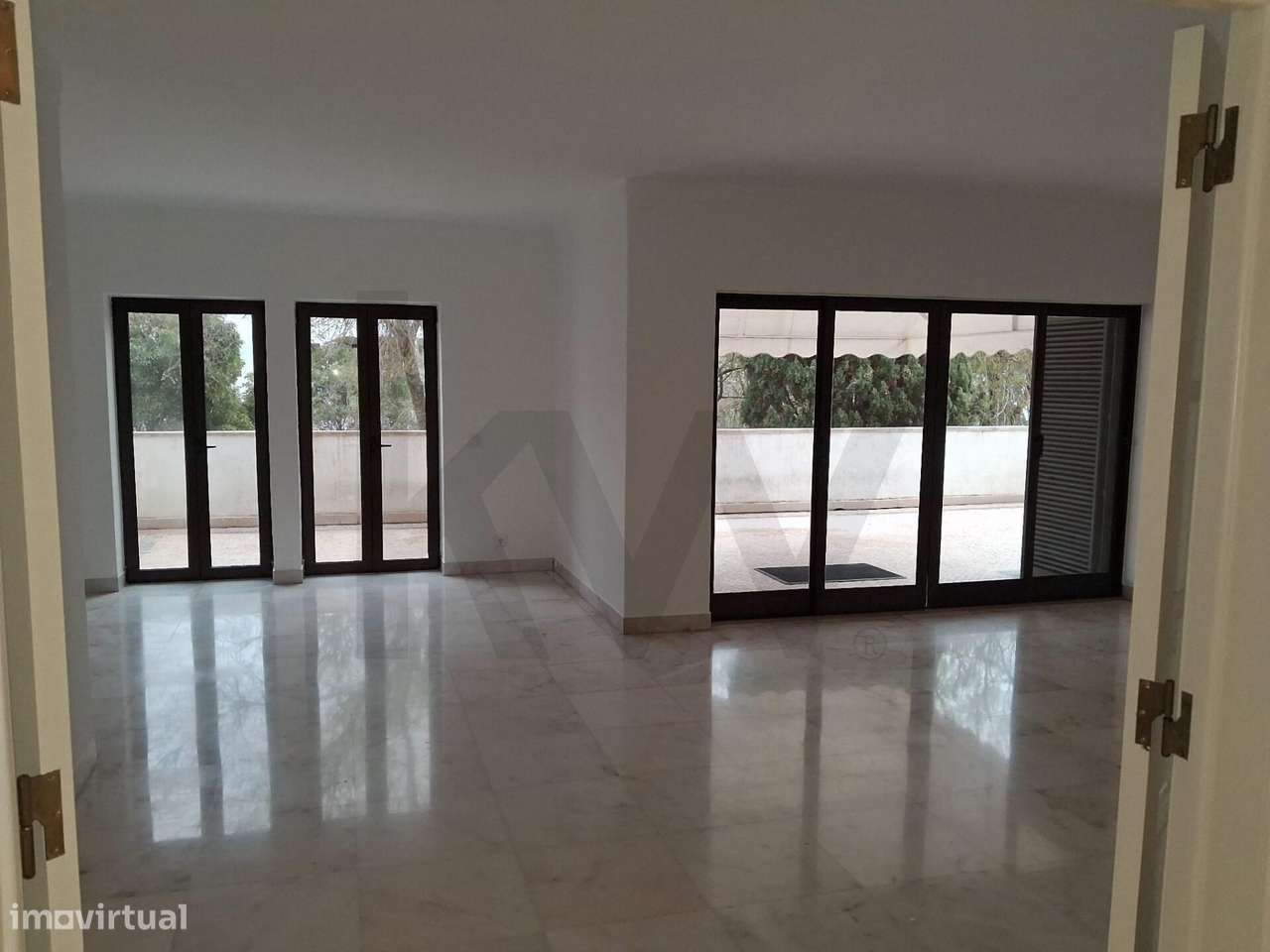 Venda de apartamento T3 em condomínio, no Monte Estoril, Cascais-53