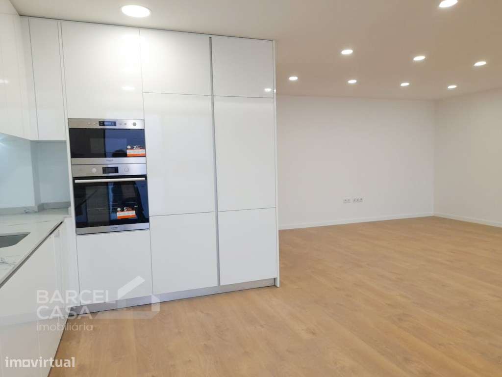 Apartamento T3 Novo, c/ garagem fechada em Airó - Barcelos - Grande imagem: 4/16
