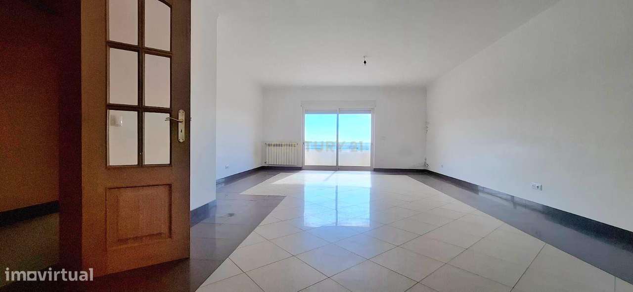 Apartamento T3 com garagem e arrecadção - Montijo - Grande imagem: 2/23