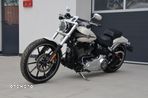 Harley-Davidson Softail Breakout - 27