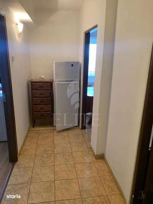 Apartament o camera în zona STRADA TEODOR MIHALI-2