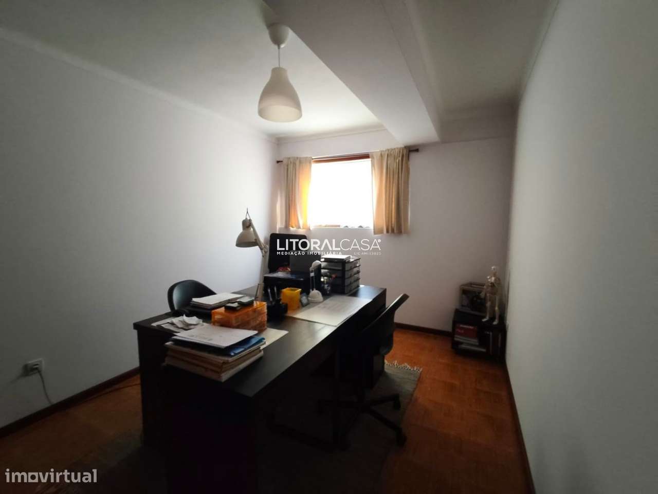 Moradia | Pátio | Churrasqueira | Terreno com árvores de fruto - Grande imagem: 4/37