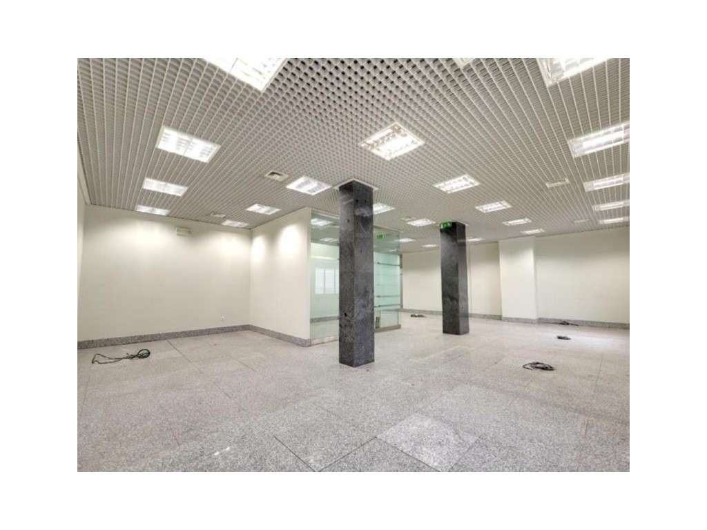 Loja com 420 m2 em Pombal - Grande imagem: 2/8