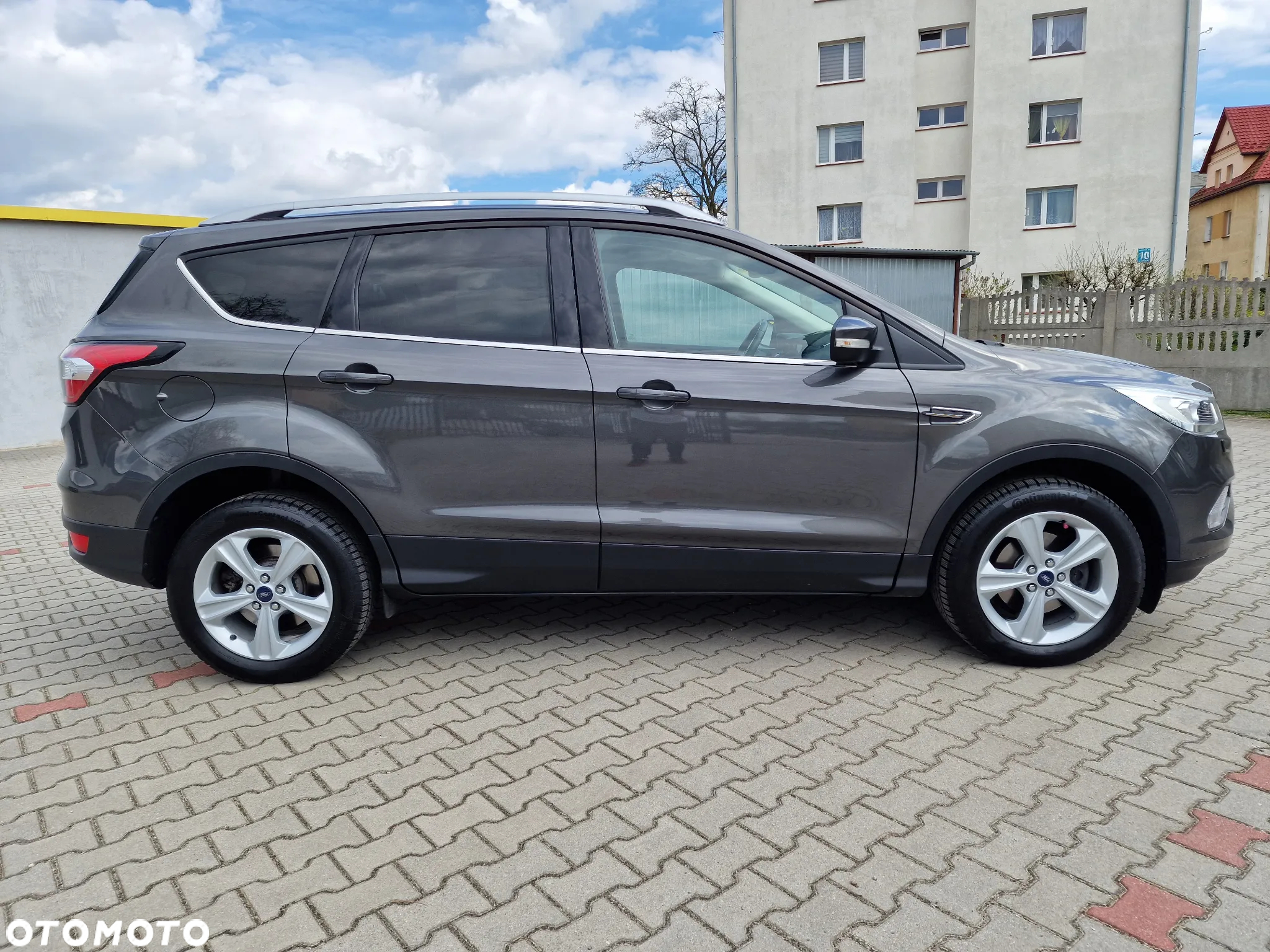 Ford Kuga - 7