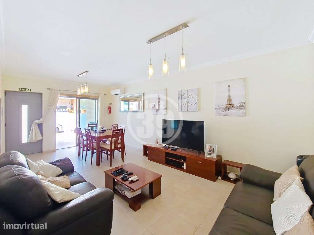 Bonita moradia em banda com 2 quartos, em condominio fechado com gr...-5