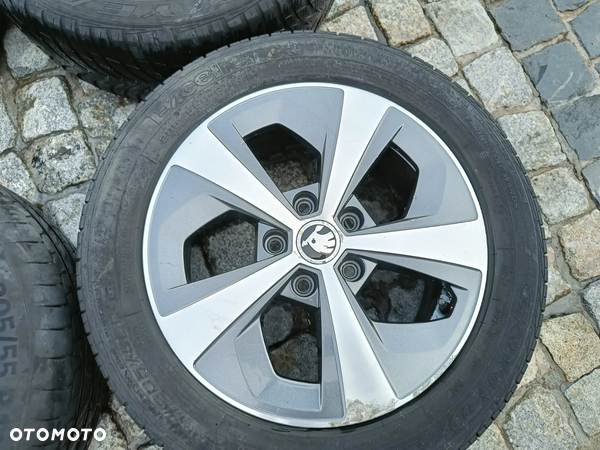 Felgi Aluminiowe 16 Skoda Octavia 3 5x112 ET46 5E0601025AP Koła VW Seat Audi - 11