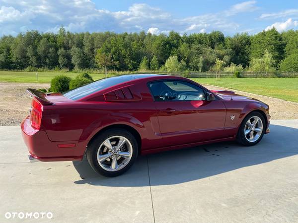 Ford Mustang 4.6 V8 GT - 15