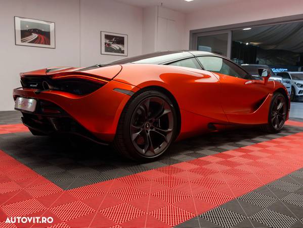 McLaren 720S Spider Luxury - 3