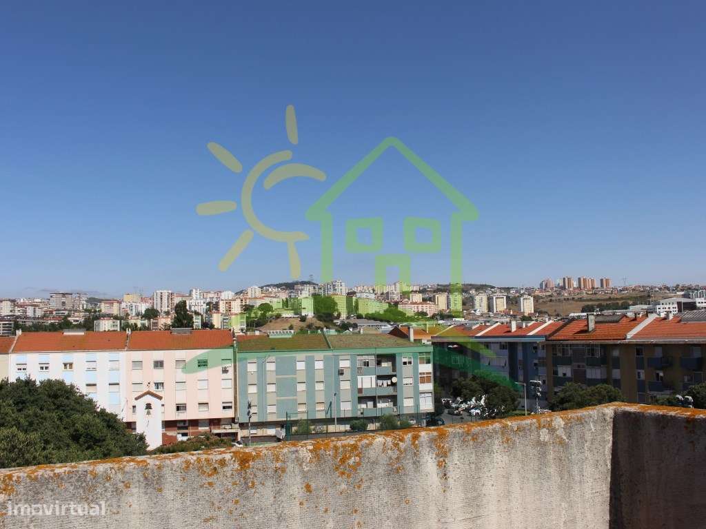 Apartamento T3+2 em Olival Basto - Oportunidade Única com Sótão-27