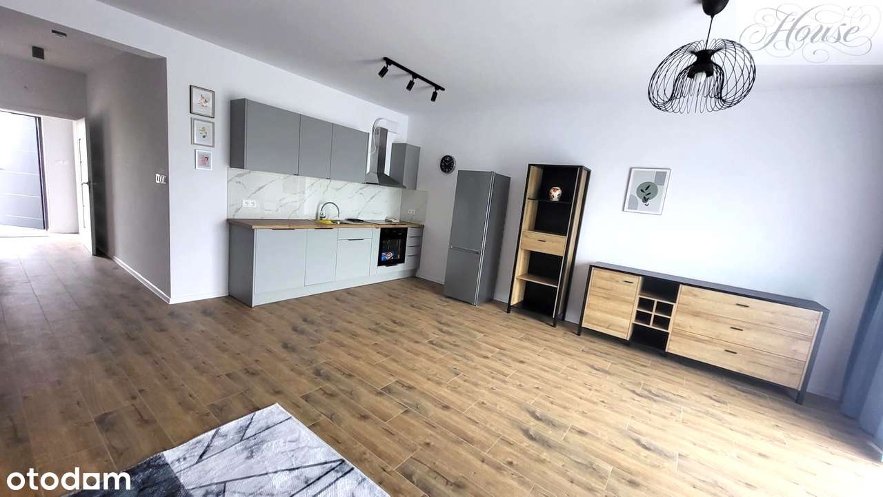 Nowy , komfortowy dom przy granicy miasta. - Pełny obrazek: 4/15