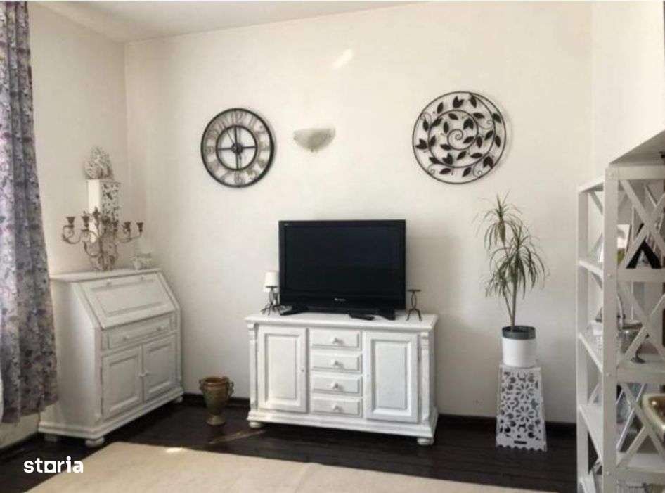 Apartament 3camere de vanzare Central in Predeal negociabil-7