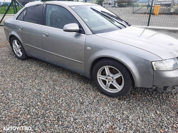 Dezmembrez Audi A4 B6 - 2