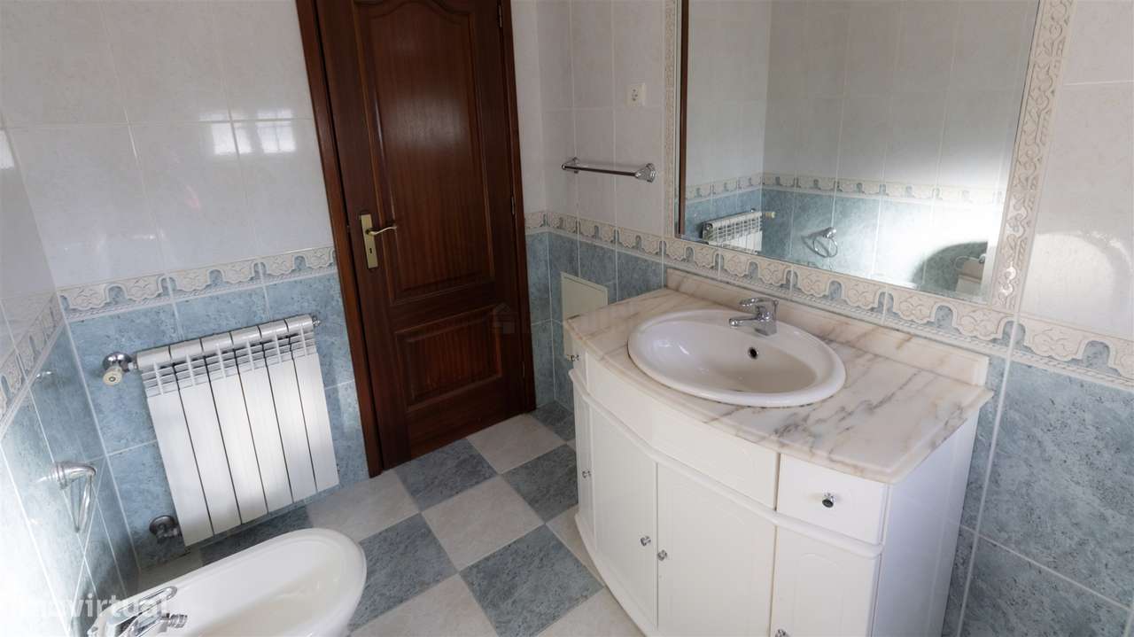 Moradia Geminada T3+1 – Viso Norte, Viseu-8