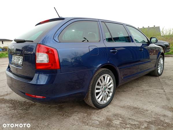 Skoda Octavia 1.8 TSI Laurin & Klement - 4