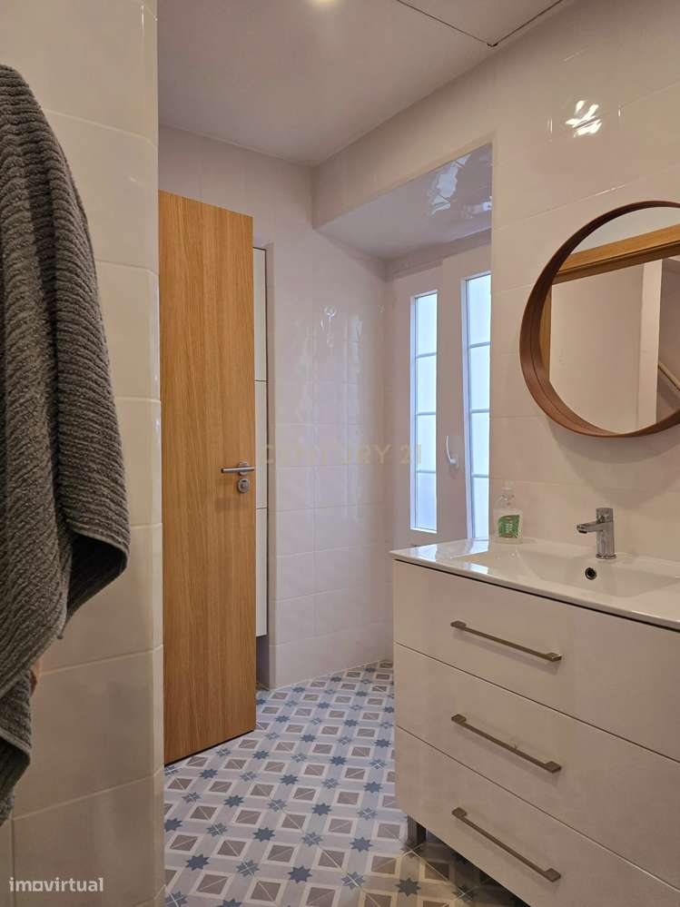 Moradia T6 Duplex no Centro Histórico de Évora – Ideal para Alojamento-13