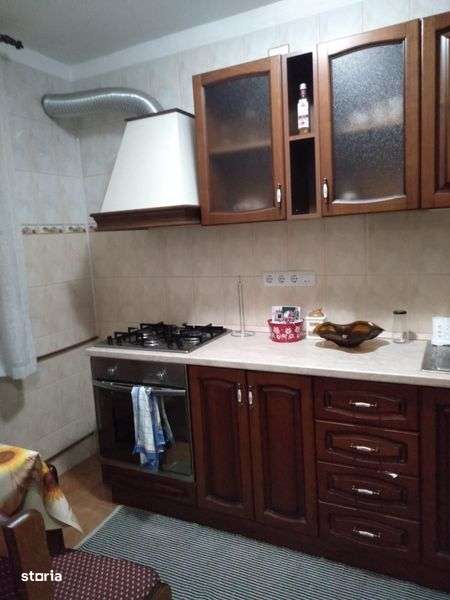 Vand apartament 3 camere Petre Iapirescu