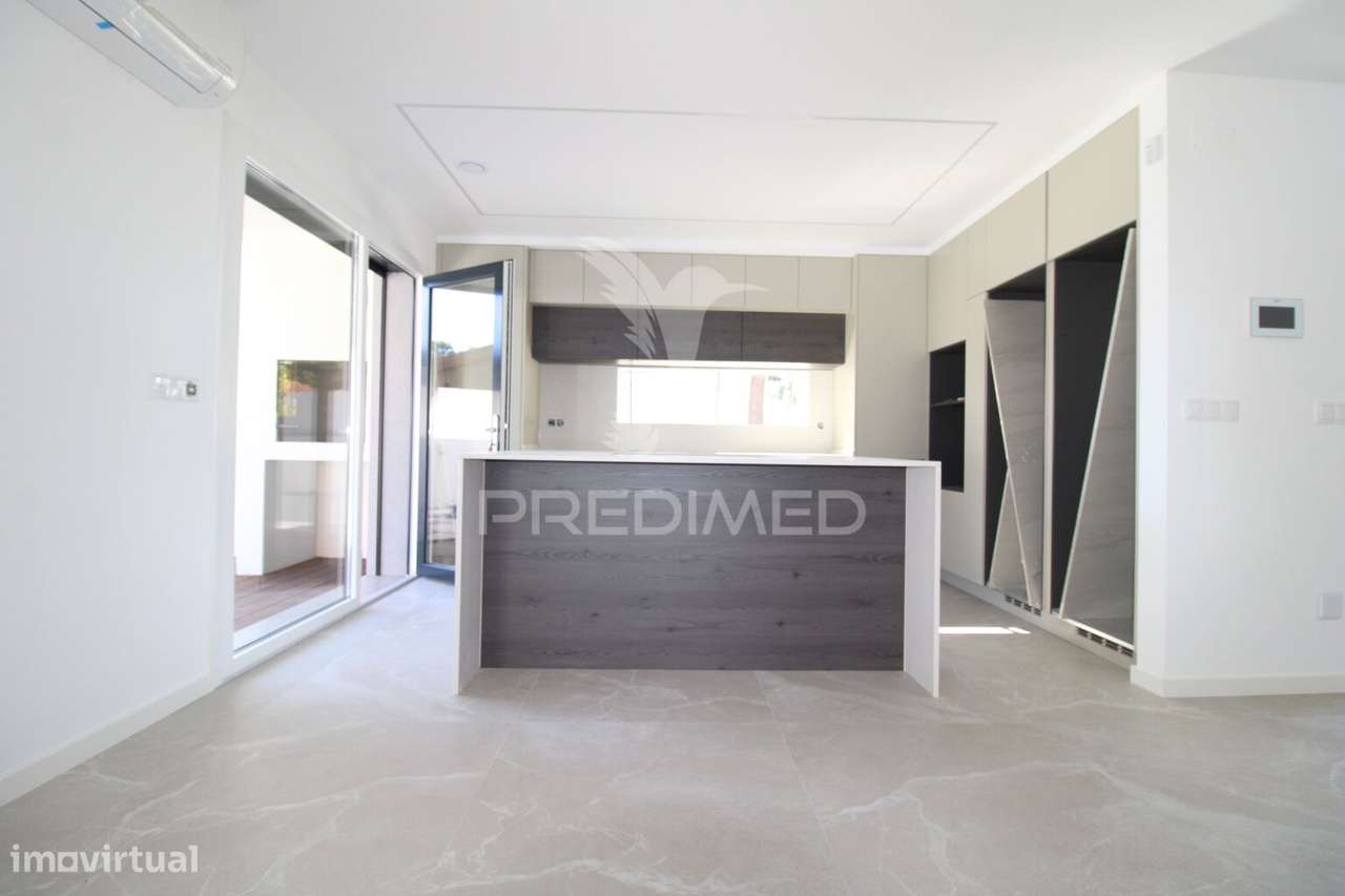 Moradia T4, 3 Suites Aroeira - Grande imagem: 4/25