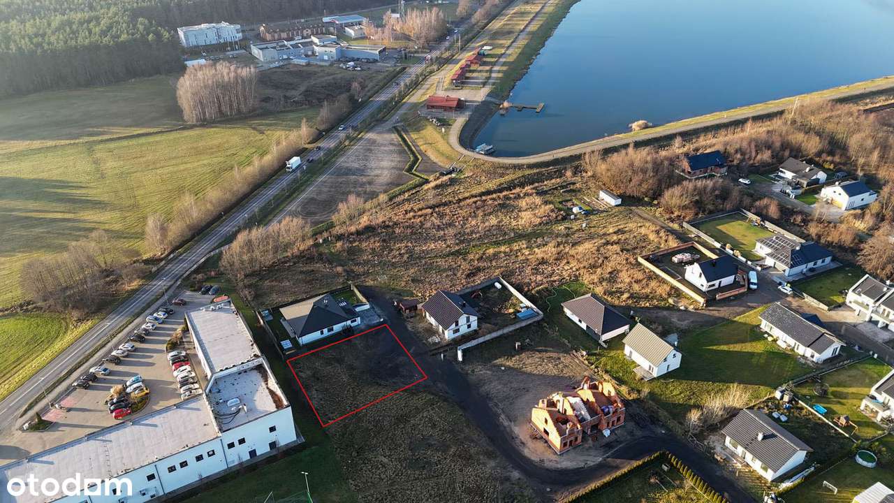 Atrakcyjna działka budowlana przy Zalewie w Rydzynie – media w drodze-9