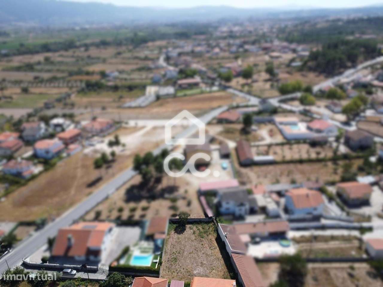 Terreno para construção com 832 M2 na zona de outeiro Seco, excelente - Grande imagem: 4/9