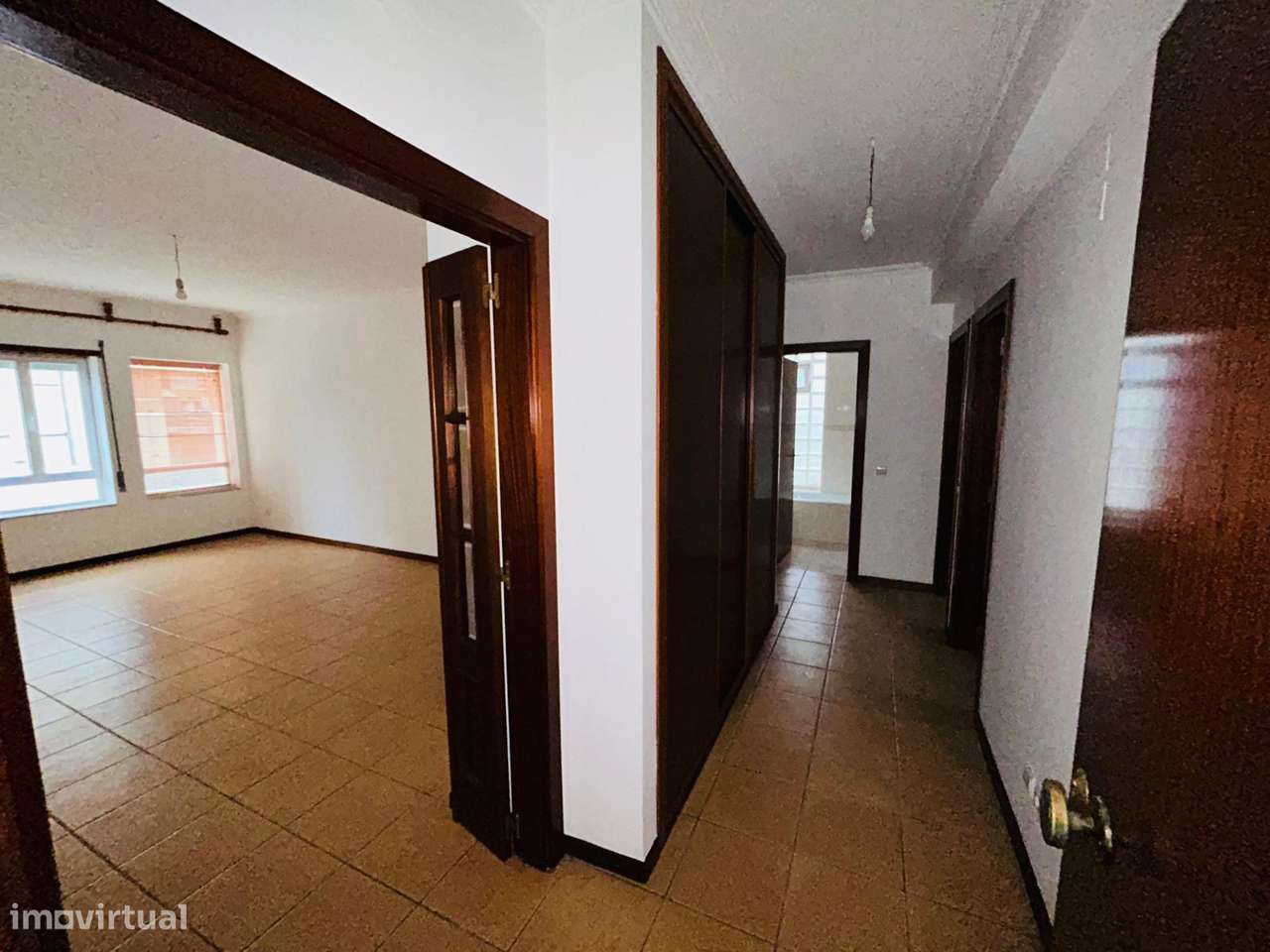 Arrendamento de apartamento t3 na Rua Dos Combatentes - Grande imagem: 4/22