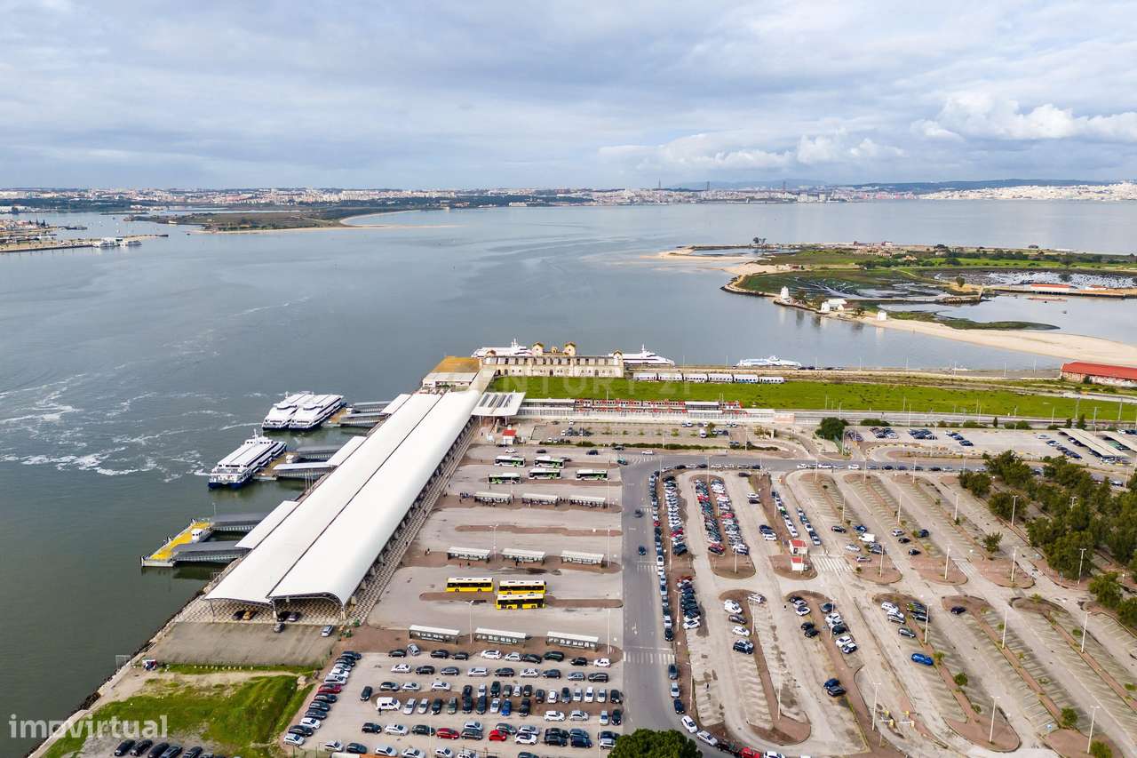 apartamento T2 no Barreiro-25