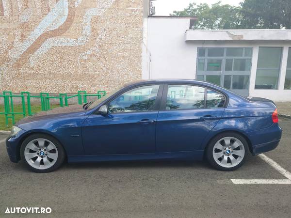 BMW Seria 3 320d - 6